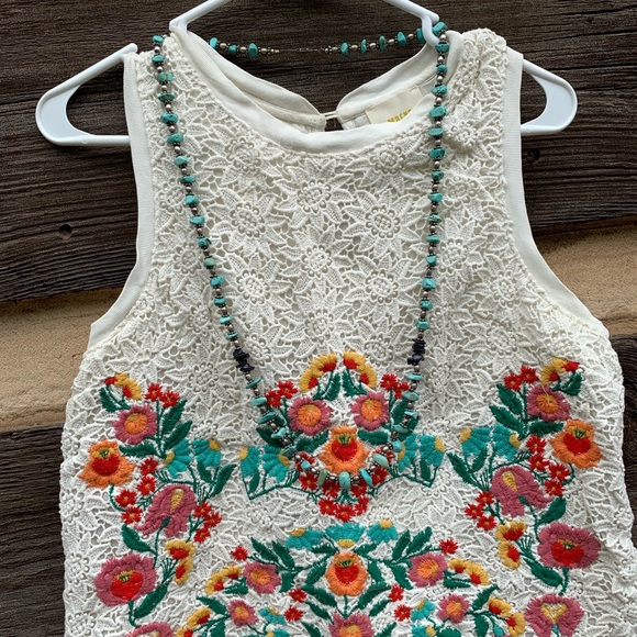 Anthropologie Maeve M floral embroidered blouse tank top crochet lace boho folk - Picture 7 of 12